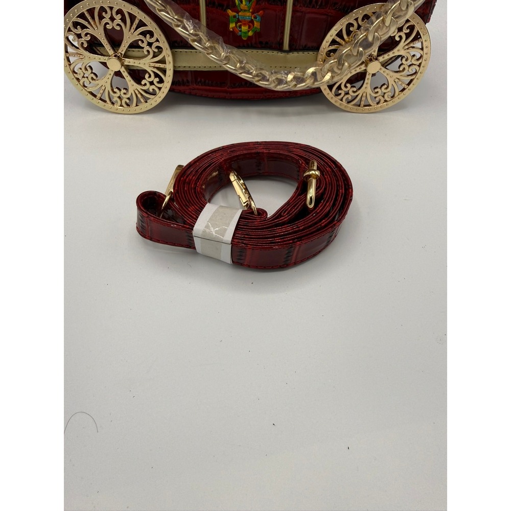 Red Faux Croc Embossed Cinderella Carriage Novelty Handbag Gold Wheels Crossbody - Picture 6 of 9